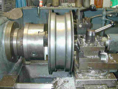 aa-35-1.jpg (46833 バイト)